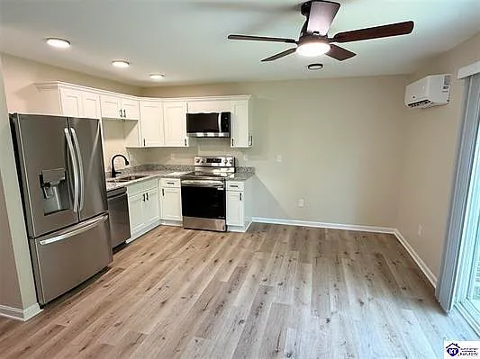 1202 Woodland Dr — Photo 4