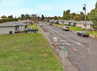 1268 Kennedy St, Woodburn, OR 97071