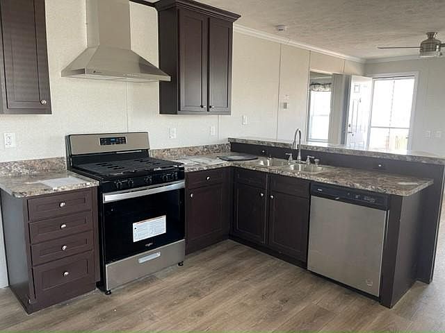 1st image of 204 Blue Jay Ln #204