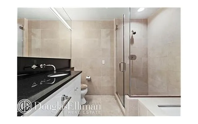 Rented by Douglas Elliman | media 23