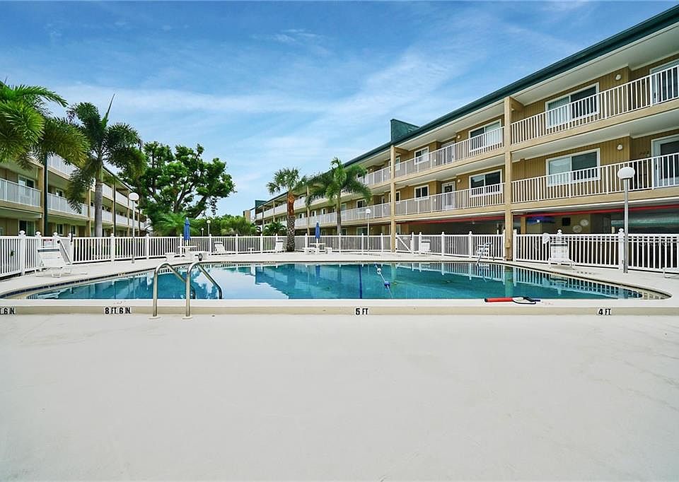 1st image of 150 Harborside Ave #102
