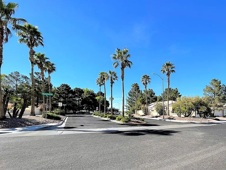 8013 Coral Point Ave — Photo 48
