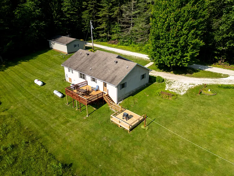 4842 S State Road 37 — Photo 6