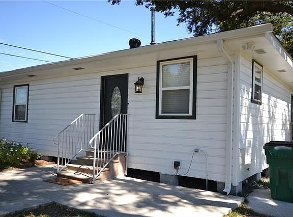 2nd image of 111 Schexnayder Ln