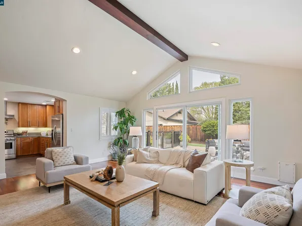 1691 Merian Dr, Pleasant Hill, CA 94523