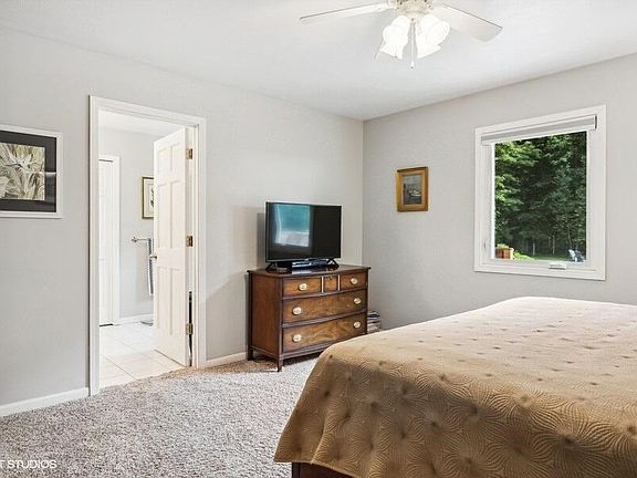 5th image of 7080 Youngren Rd