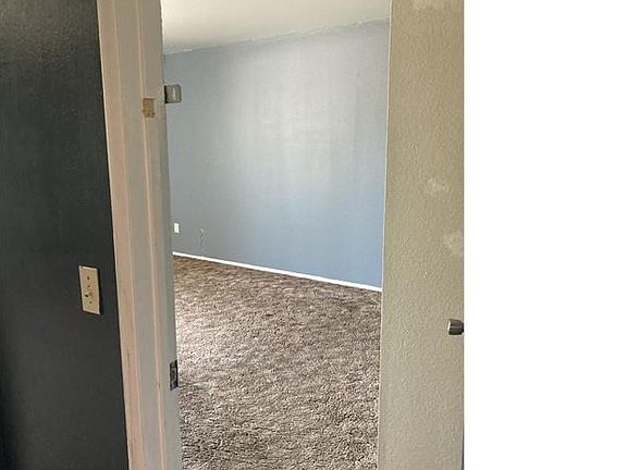2nd image of 120 E Utopia Ave #4