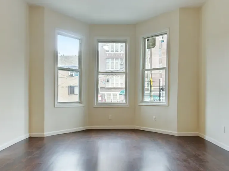 1538 Bryant Ave #2 — Photo 11