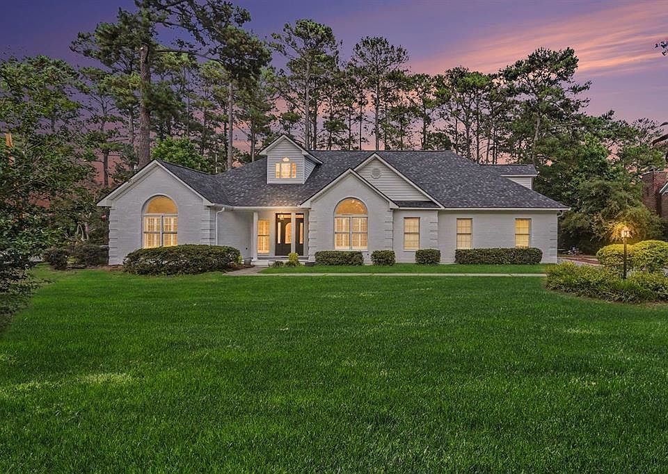 1st image of 3517 Golf Ave.