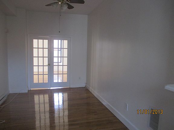 3rd image of 1421 Pacific St APT 3