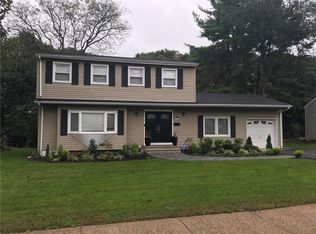 41 Drake Rd, Somerset, NJ 08873