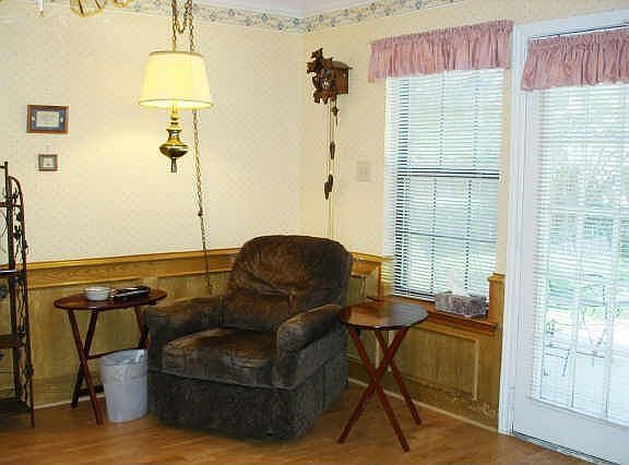 4th image of 3401 Berkner Dr