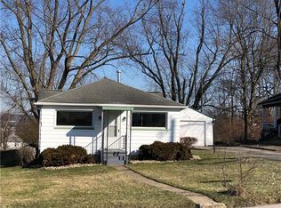 85 S Lee Ave, New Castle, PA 16101