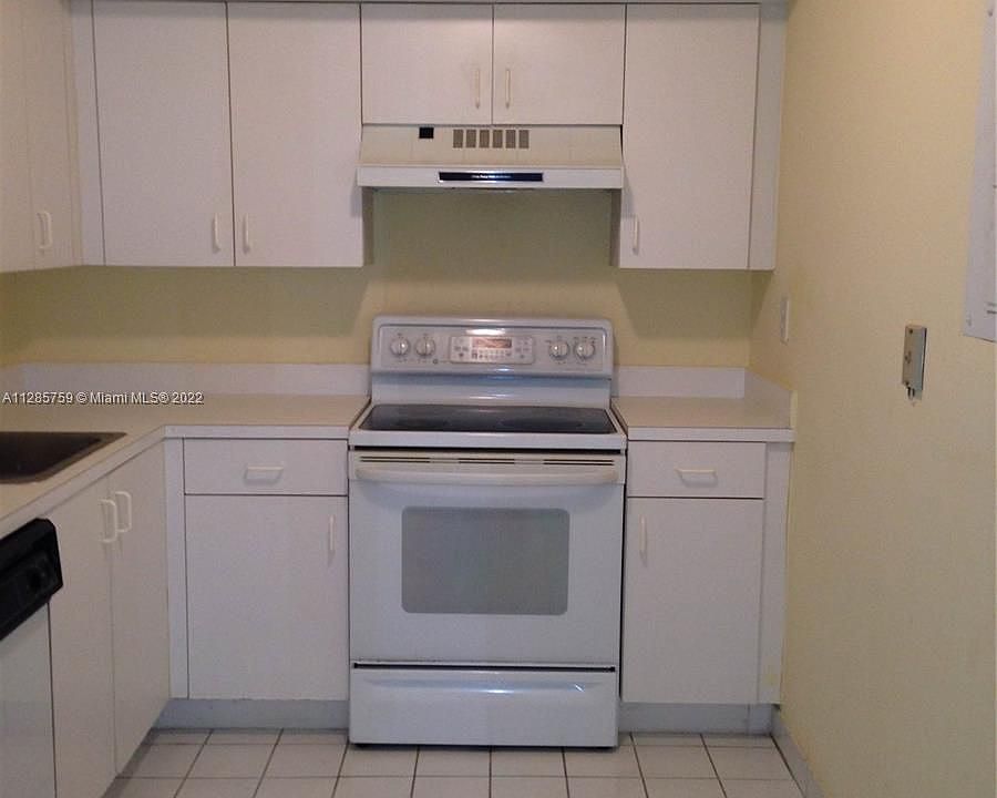 1st image of 3300 NE 191st St APT 608