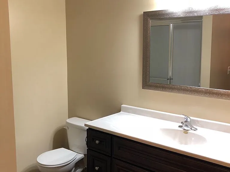 2901 W Rose St — Photo 12