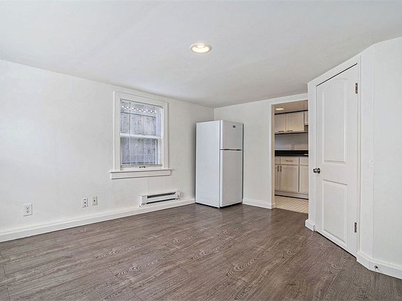 4th image of 1535 Benton St APT C
