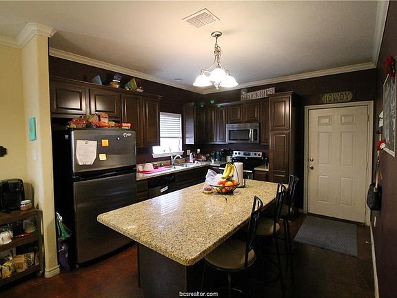 5th image of 6907 Appomattox Dr