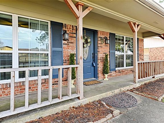 3rd image of 3505 Nashville Ave