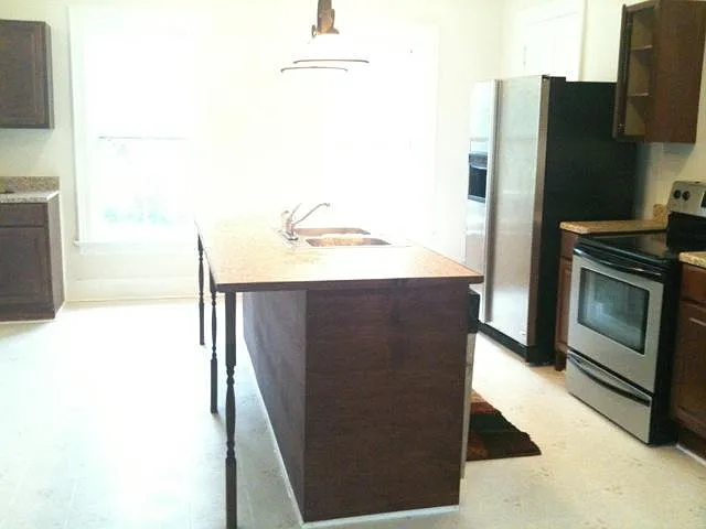 167 Telyea St — Photo 5