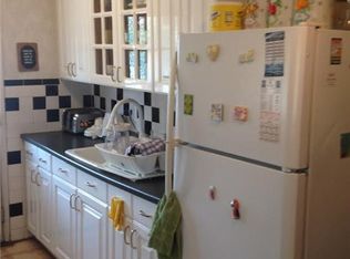 100 Judith Ln, Valley Stream, NY 11580