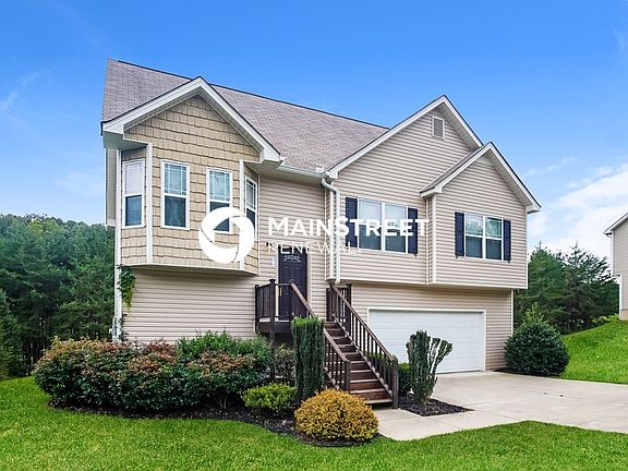 4th image of 223 Arbor Dr