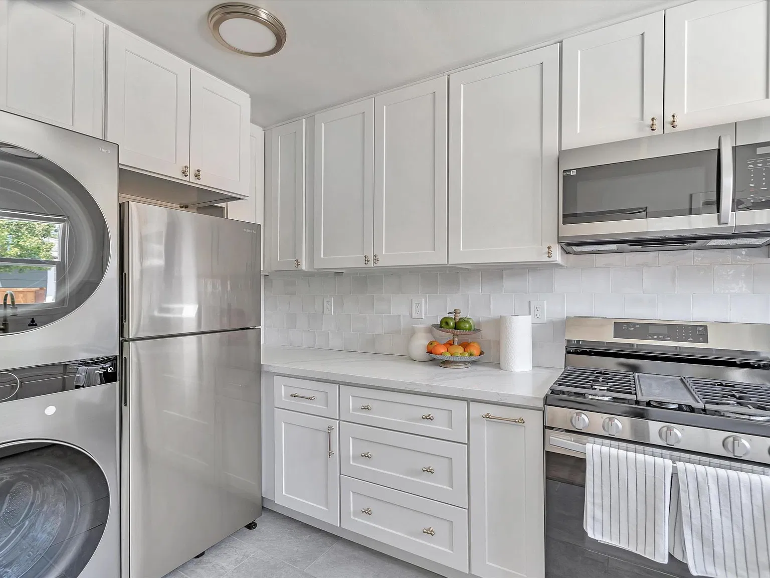 1 bed, 500 sqft, $2,995 — Photo 3