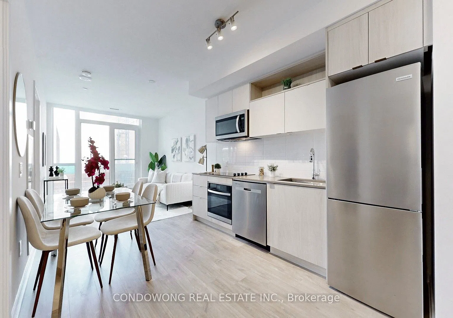 2 bed, $2,200 — Photo 3