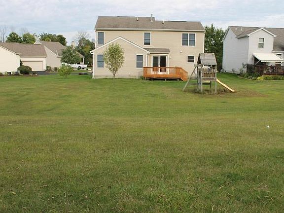 3rd image of 7837 Brooks Bend Ct