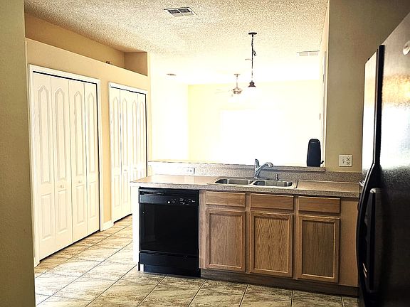 5th image of 9935 Shadow Creek Dr