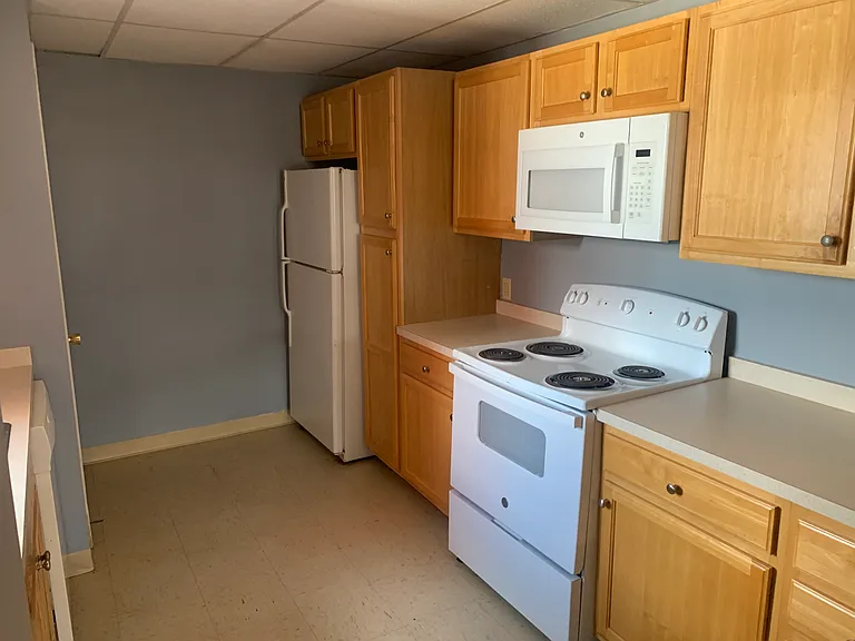 336 E Lincoln Highway — Photo 35