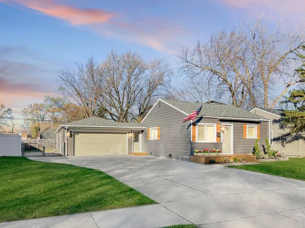 13789 Hendricks Ave, Warren, MI 48089