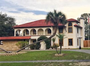 2215 High Point Dr, Brandon, FL 33511