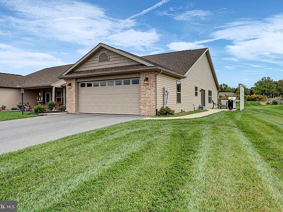3rd image of 722 Rising Sun Ln