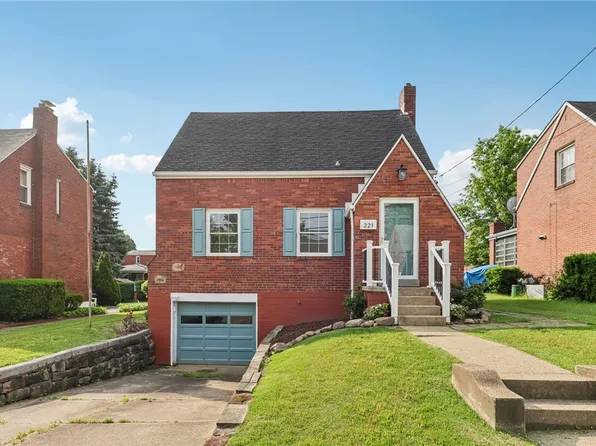 221 Miller Ave, Duquesne, PA 15110