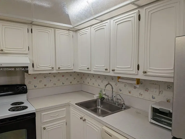 3821 Environ Blvd #406 — Photo 10