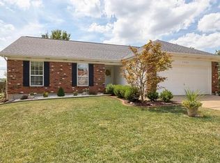 4520 Kensington Manor Ct, Saint Louis, MO 63128