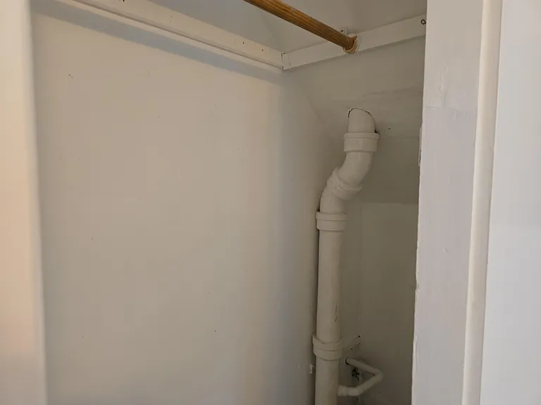 220 Main St #1 — Photo 16