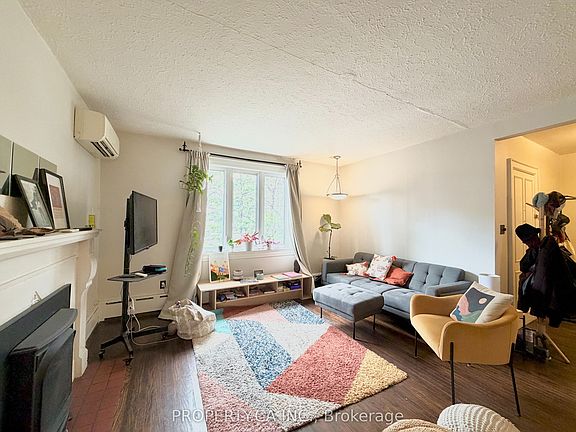 4th image of 355 Spadina Rd