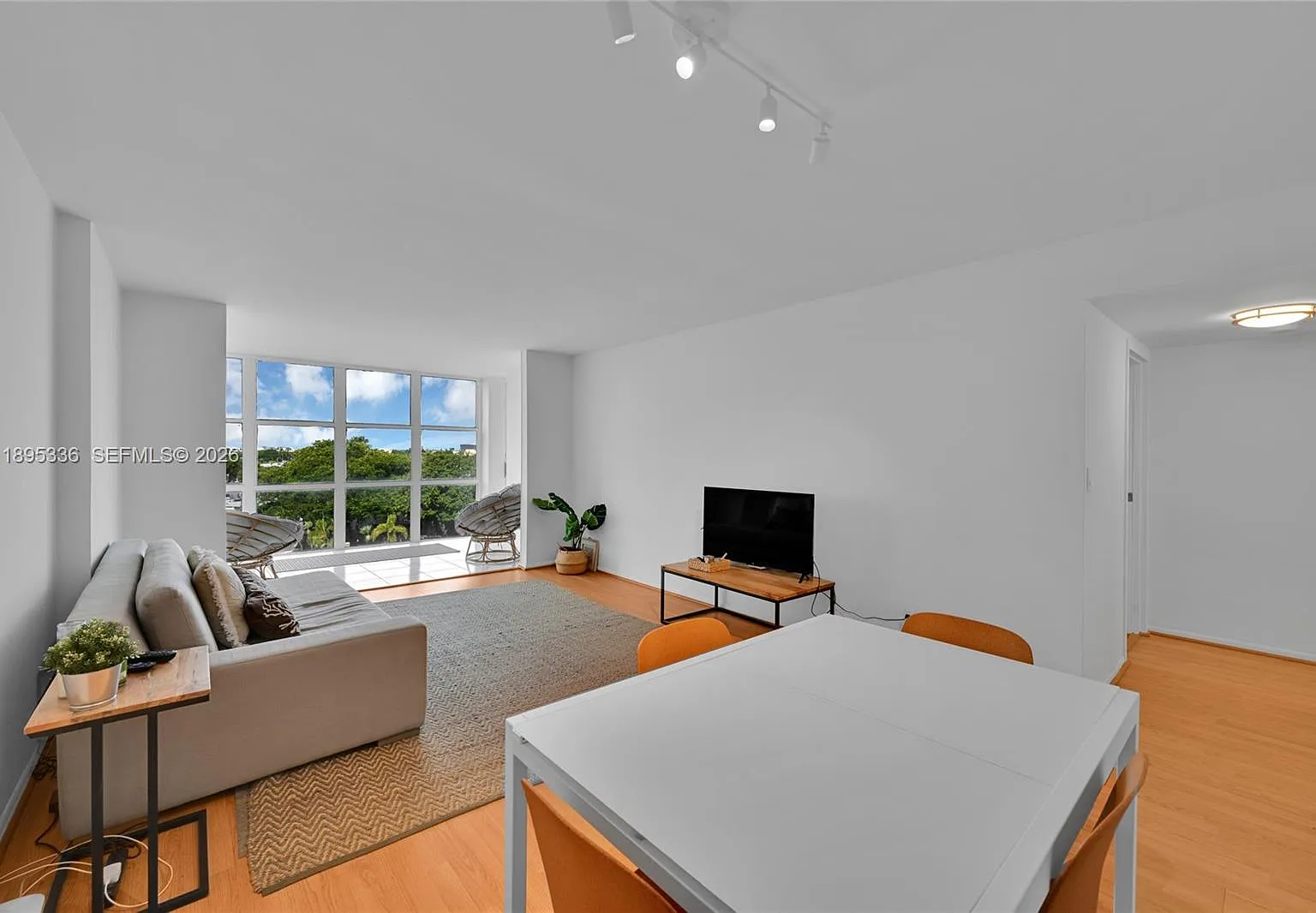 Oceanview Park Condo — Photo 3