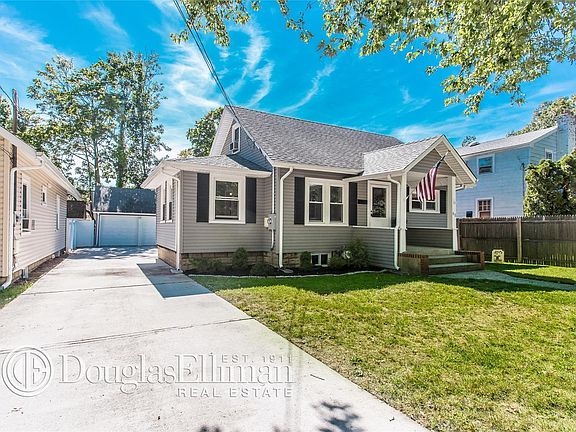 2nd image of 50 Stowe Ave