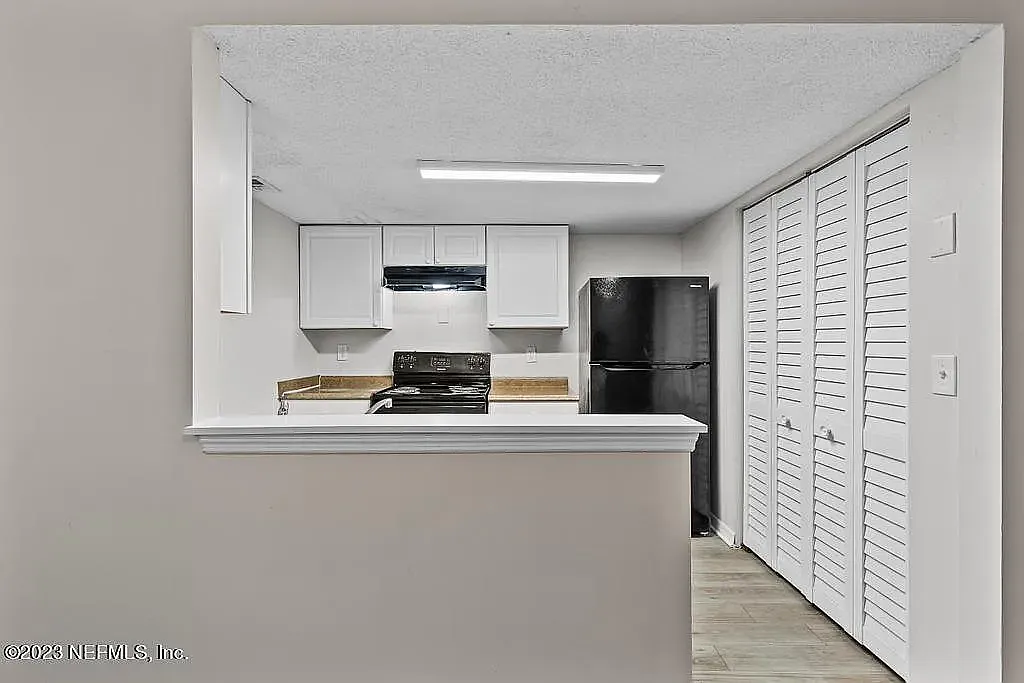 2 bed, 1031 sqft, $1,275 — Photo 3