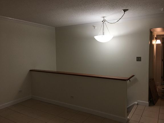 Living Room12'x15'
