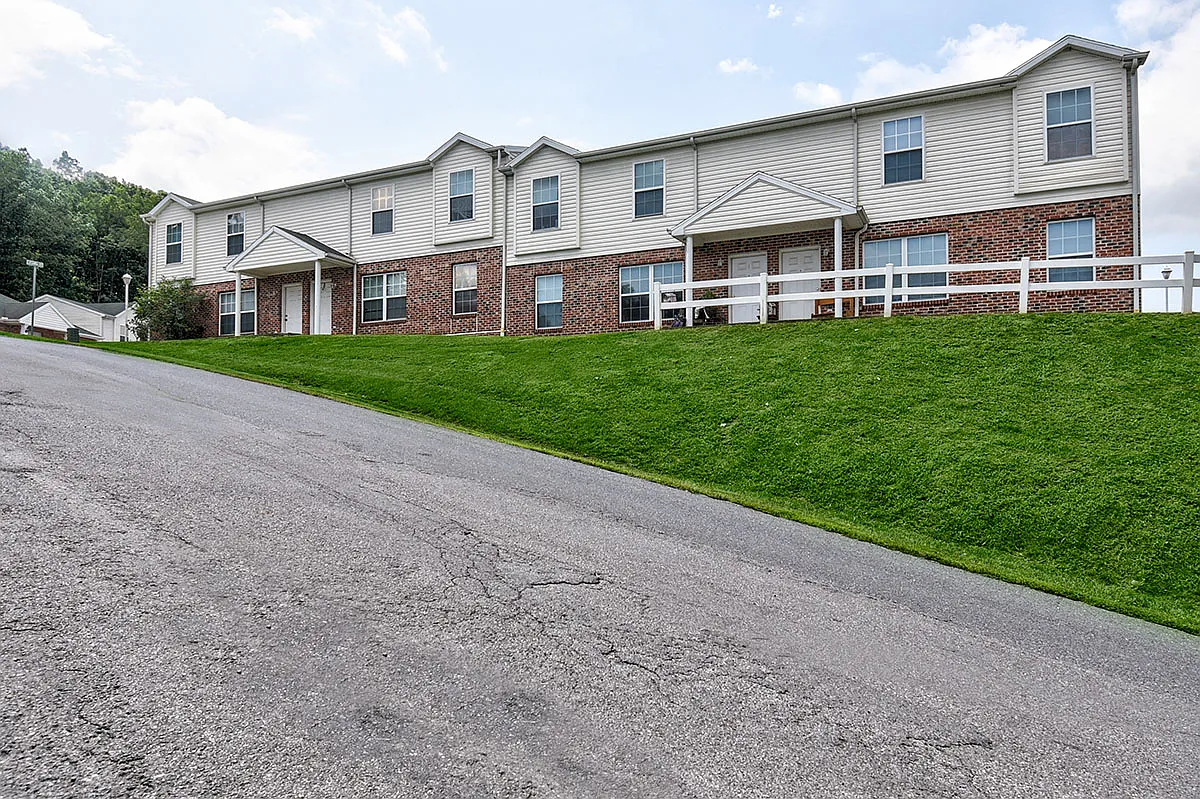 Catawba Club apartments - Catawba Club