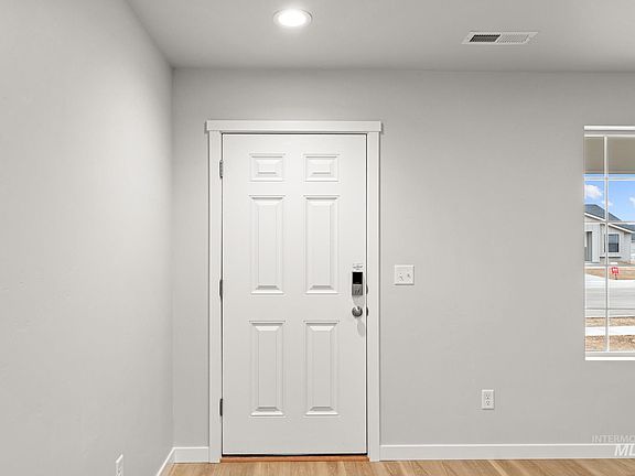 2nd image of 4287 S Red Sox Way