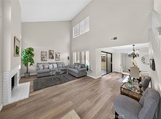26 Claret #40, Irvine, CA 92614
