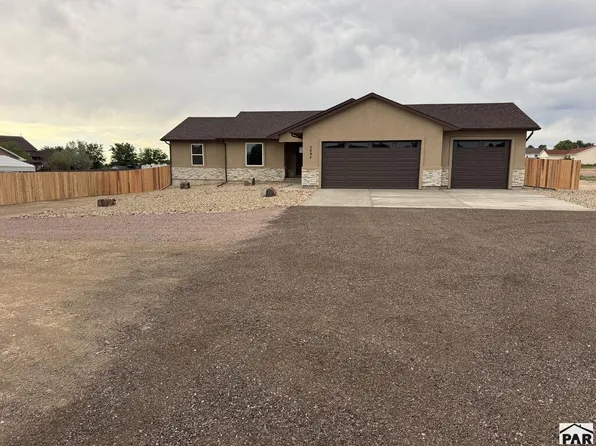 2094 W Woodstock Pl, Pueblo West, CO 81007