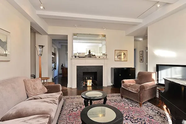 Sold by Lovett Realty, Inc. | media 2