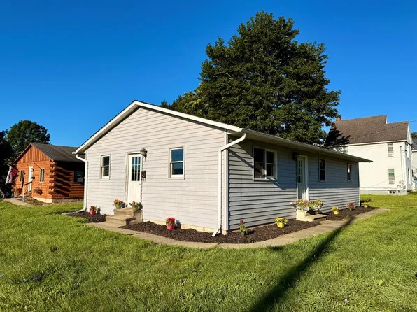 95 Lincoln St, Sayre, PA 18840