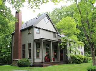 10 Coolidge St, Sherborn, MA 01770