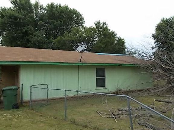 4th image of 2415 W Turtle Creek Dr